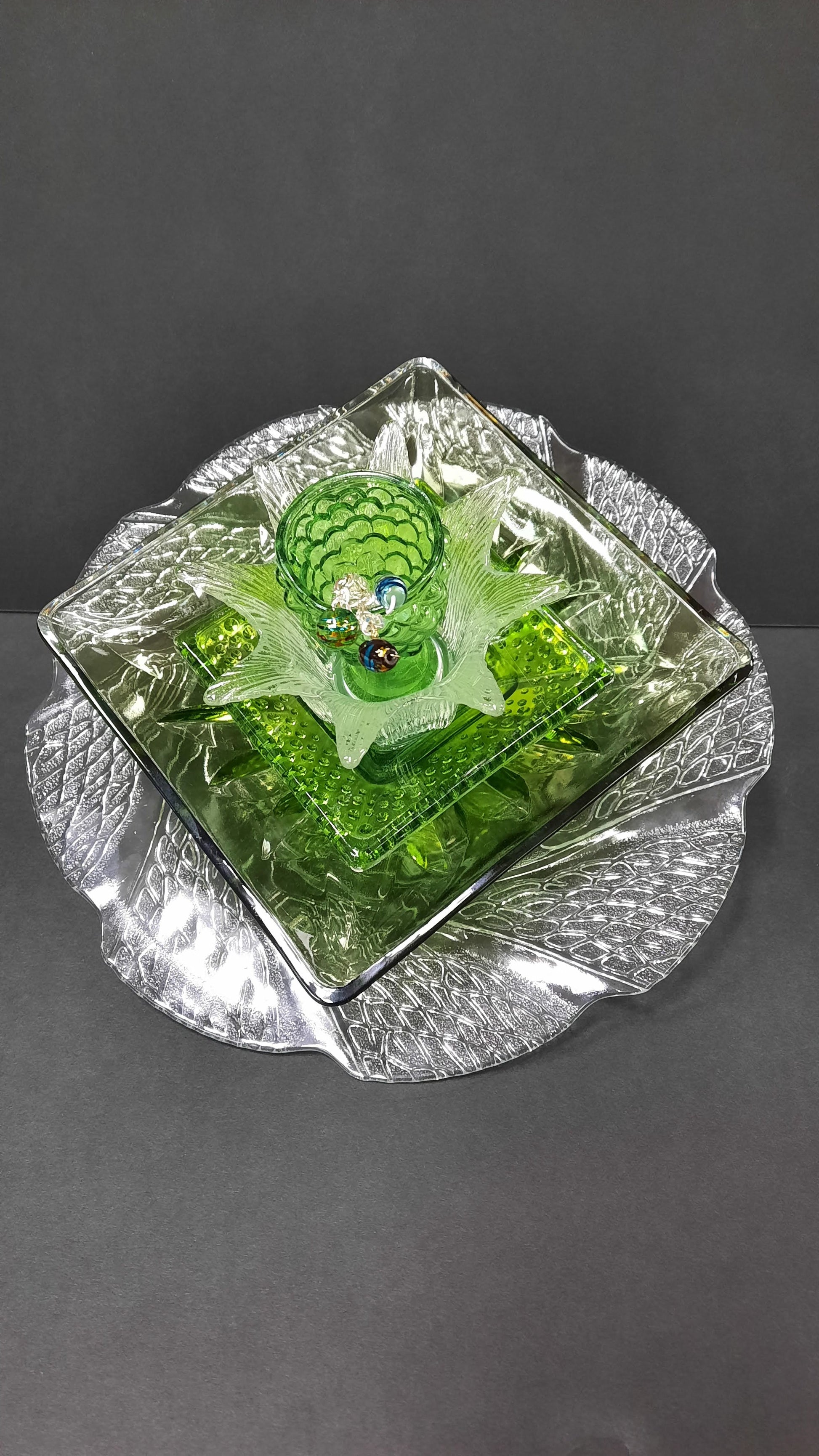 Glowing Green Beauty - Beth Manthei